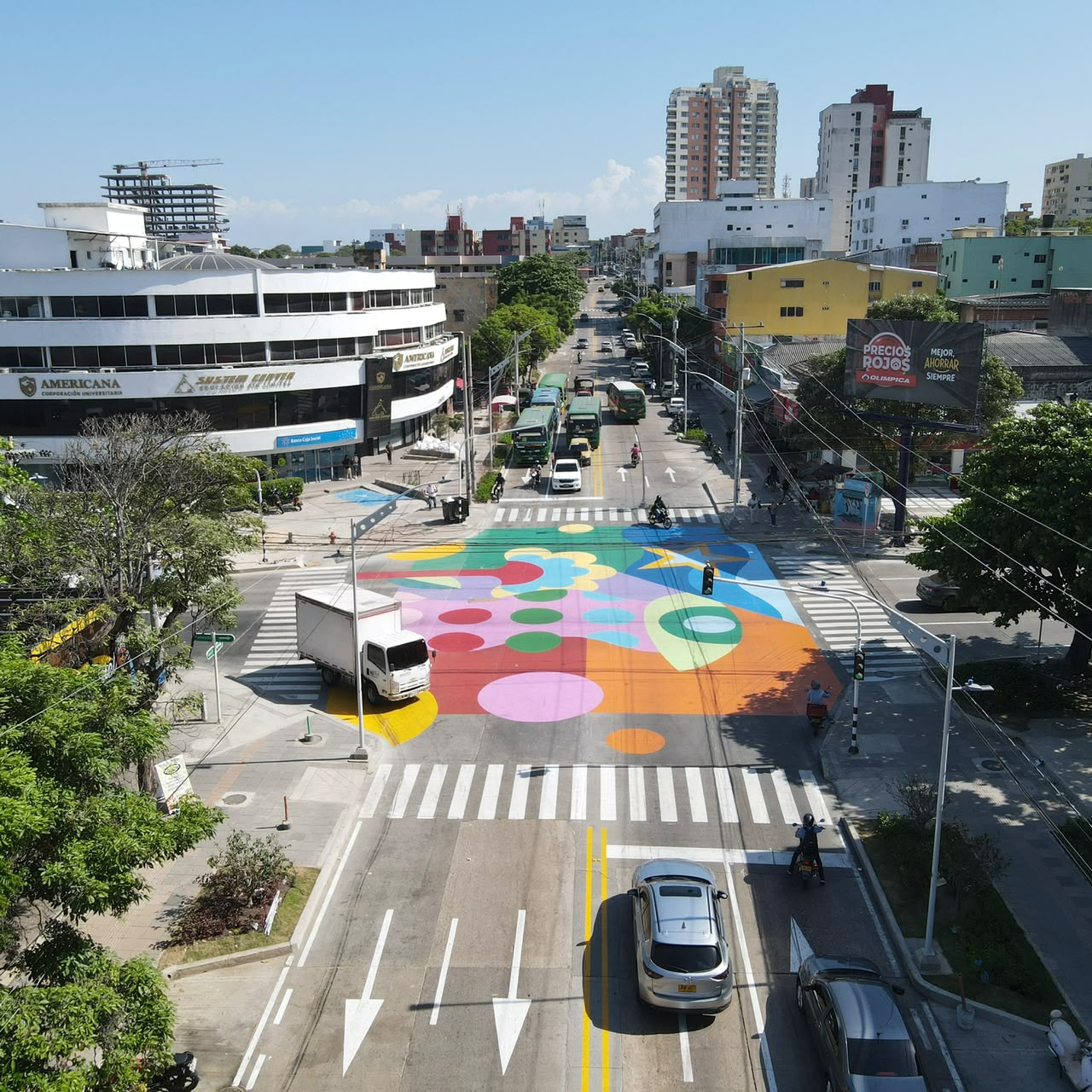Alcaldía de Barranquilla siembra más de 2.500 metros cuadrados de paisajismo en la calle 72